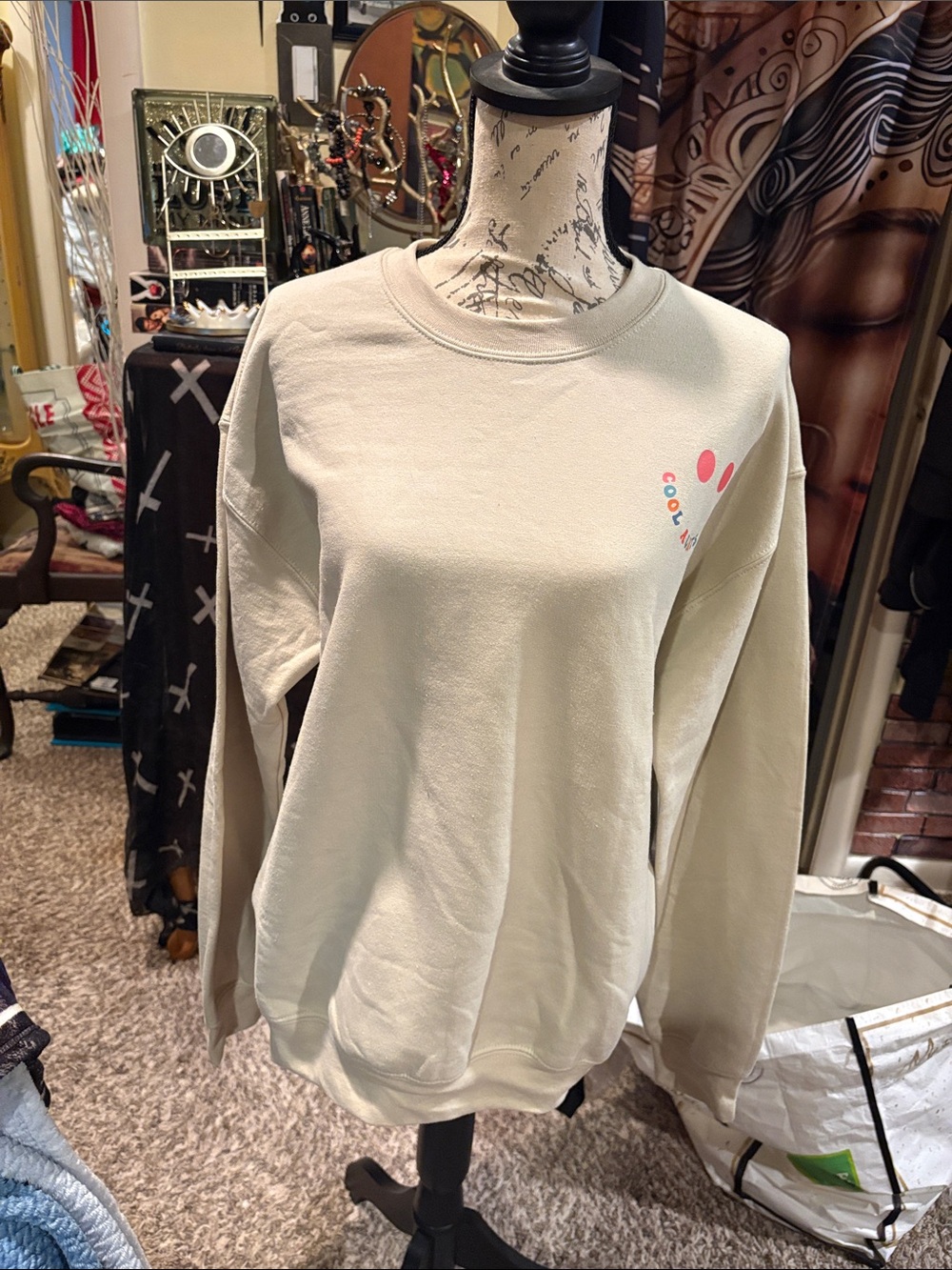 Light Cream 'Cool Vibes' Graphic Crewneck Sweatshirt